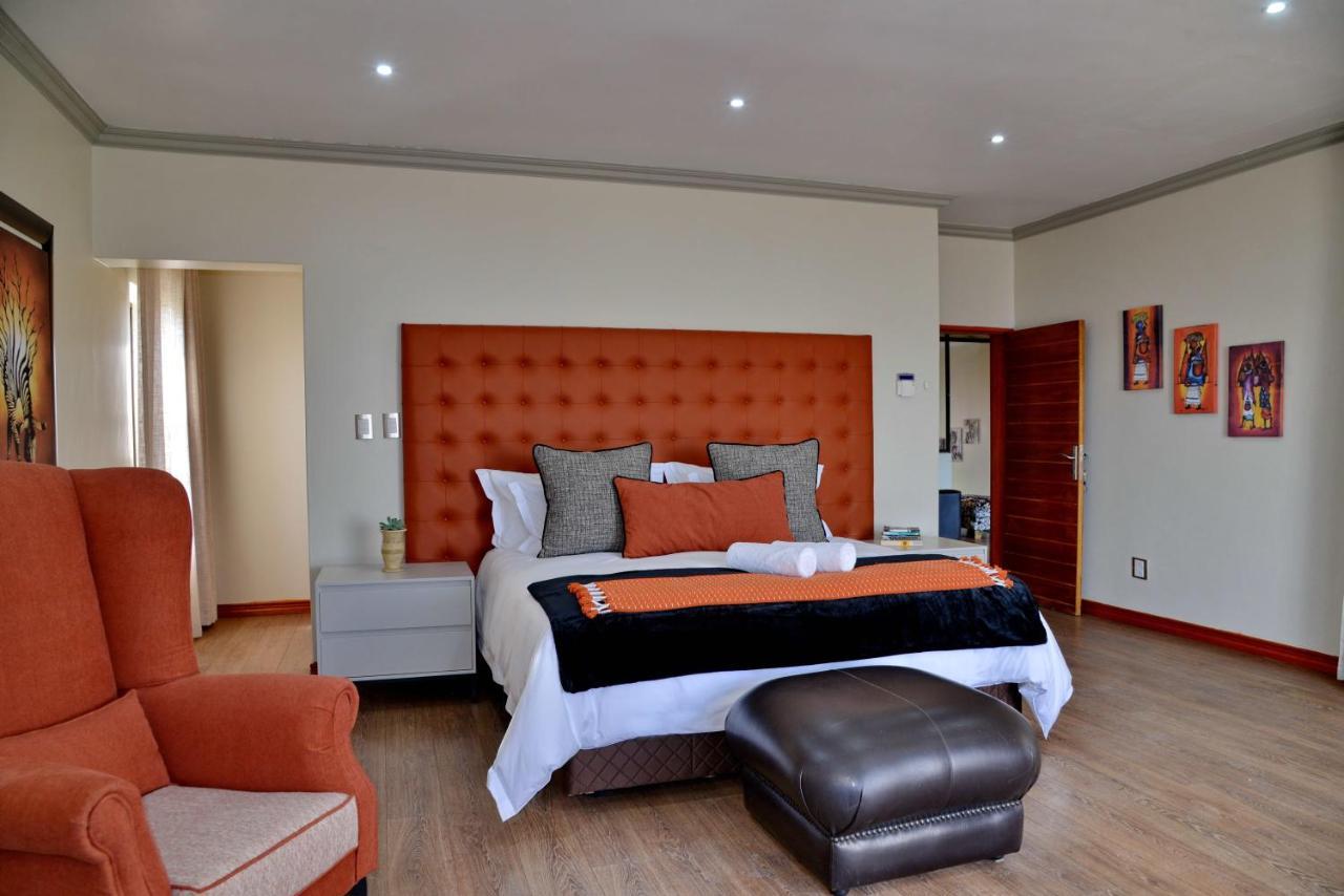 Kameeldrift Waterfront Estate & Resort Brits Bagian luar foto